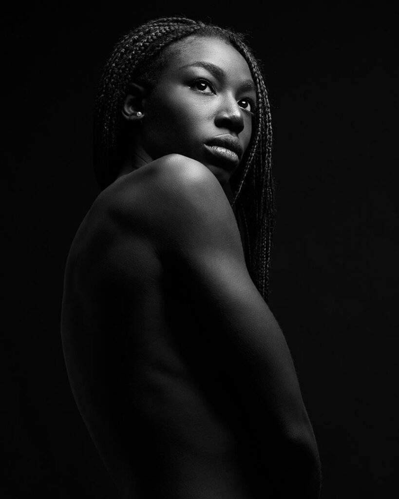 Zurich boudoir photographer for high-end fine art images